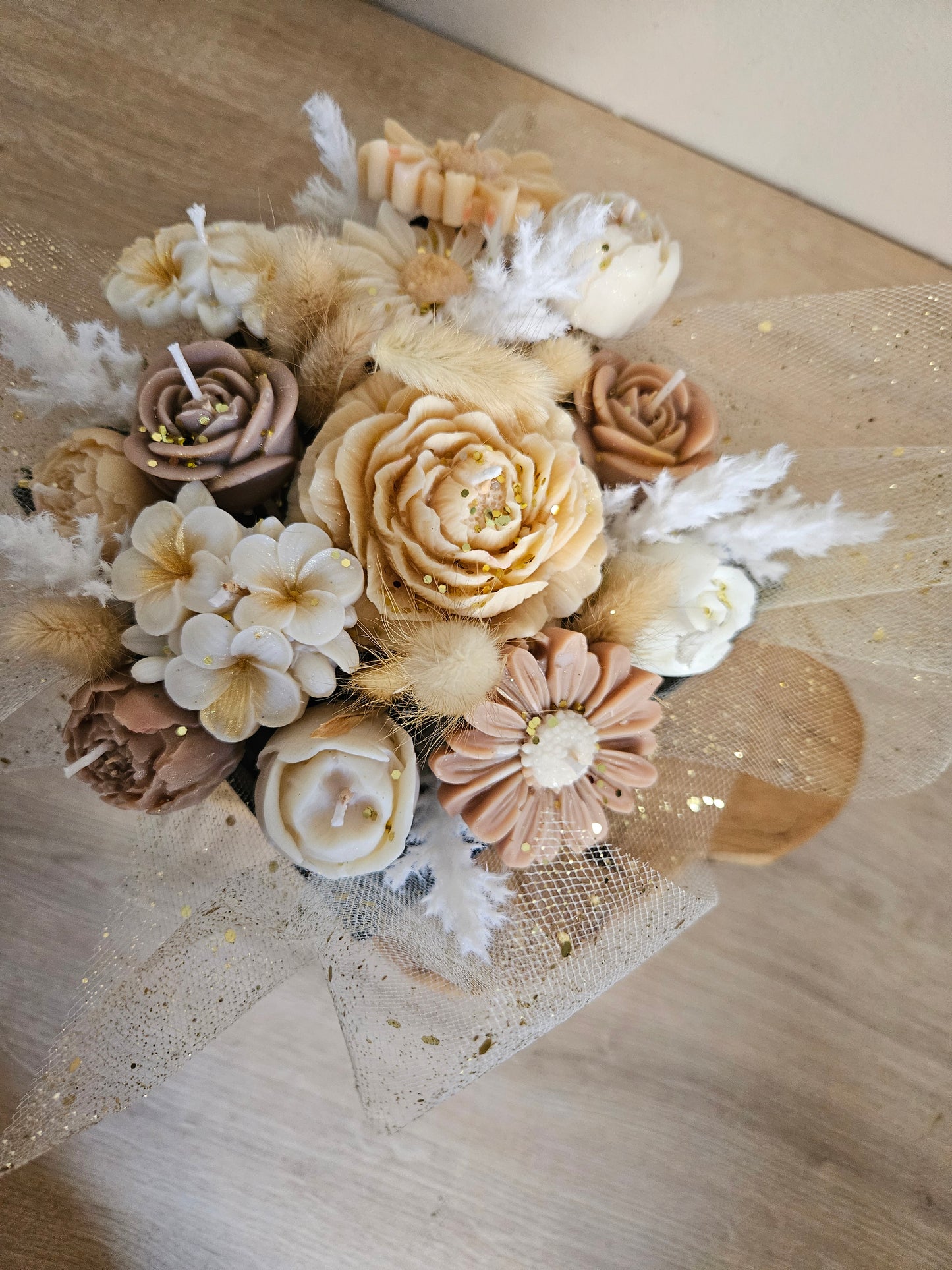 Bougie bouquet de fleurs en boite (Grande taille)