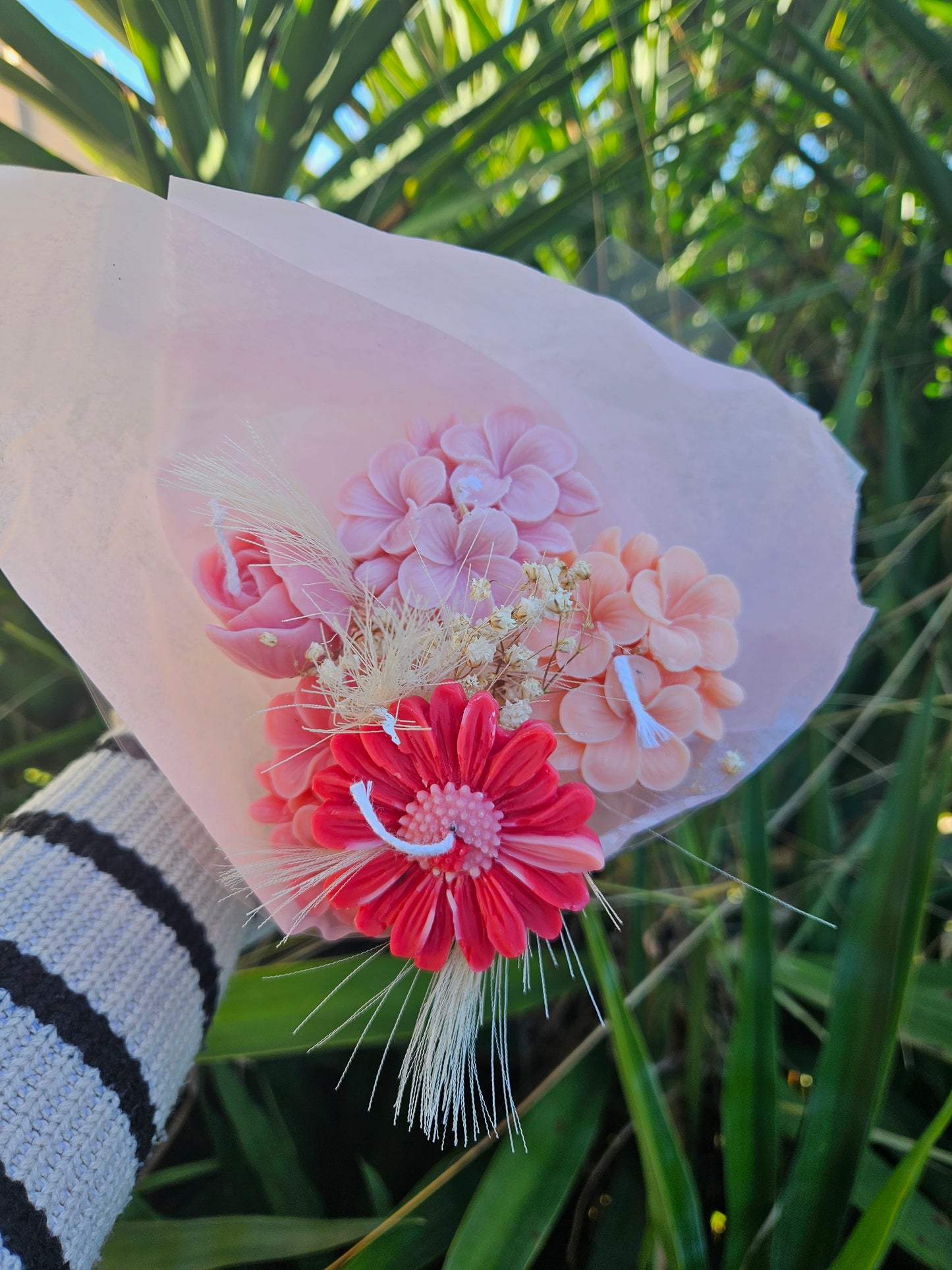 Bouquet de fleurs bougie